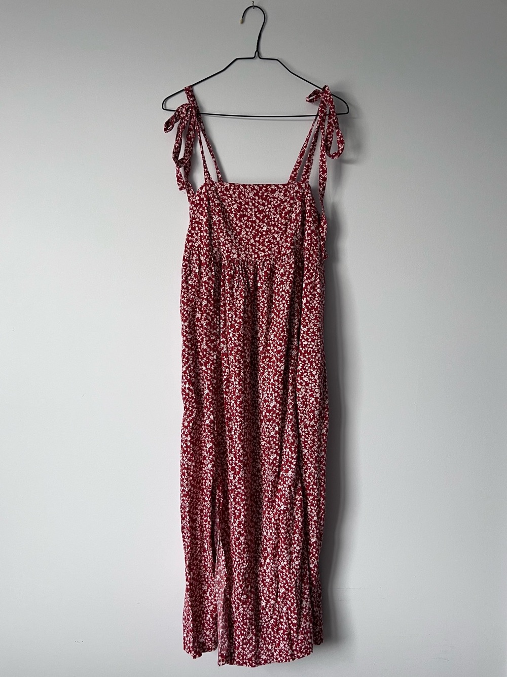 Old Navy Red Floral Tie-Strap Maxi Dress